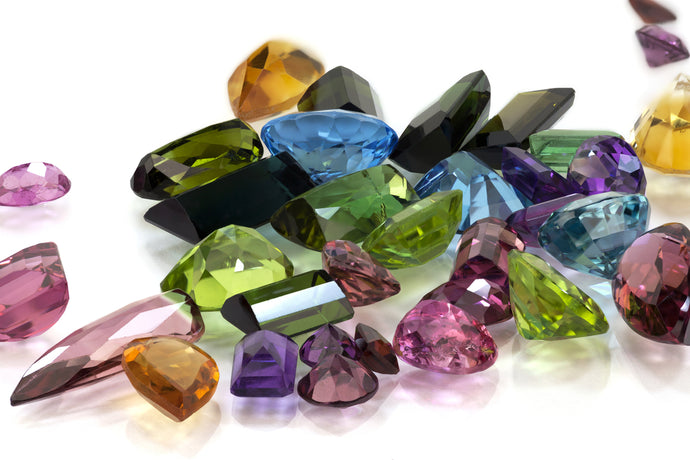 A Guide To The Traditional Birthstones
