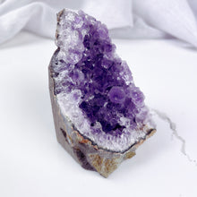 Load image into Gallery viewer, Freestanding Amethyst Cluster - 417gr
