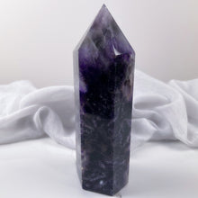 Load image into Gallery viewer, Amethyst Generator - 1.64kg XL
